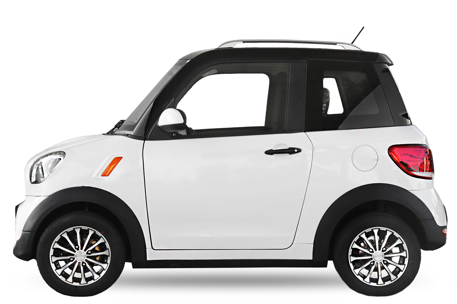 Menila GmbH - Elektroauto Geco Nizza 4.5kW inkl. Batterien 2-Personen Straßenzulassung Klimaanlage